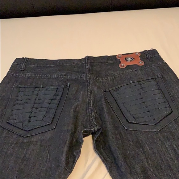 Jeans - Picture 2 of 2